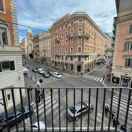 Appartement Nazionale 221 Mamila Rome